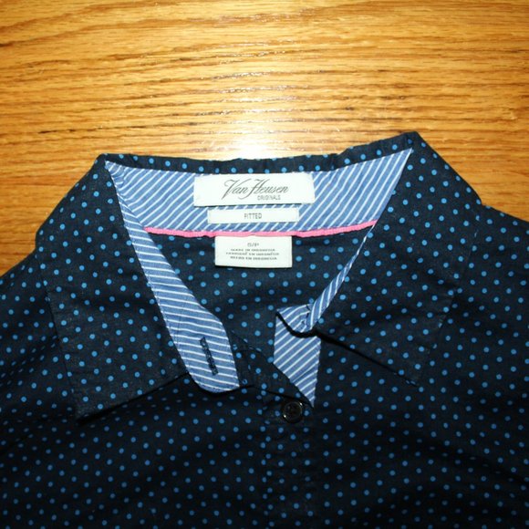 Van Heusen Fitted Navy Blue Polka Dot Blouse Sz S - Picture 5 of 5